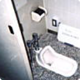 和式トイレの撤去